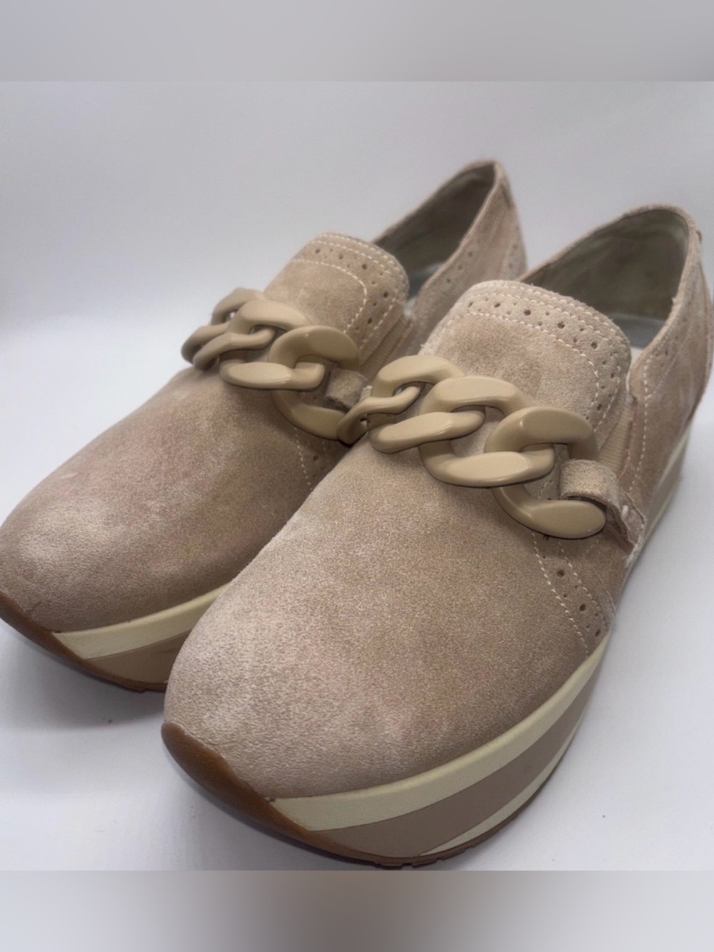 Dolce Vita Beige Platform Sneakers size 9